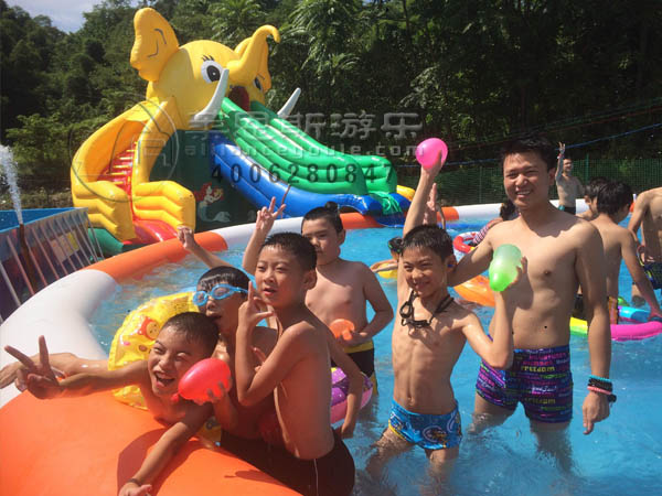 移動(dòng)水上樂園
