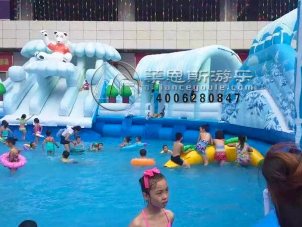 水上游樂設施
